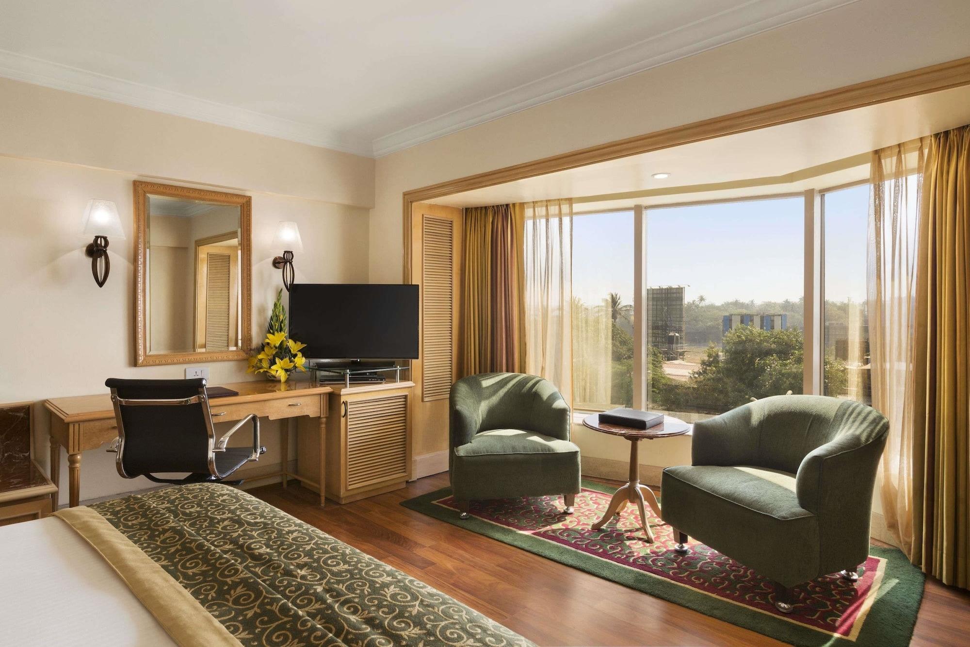 Ramada Plaza By Wyndham Palm Grove Hotel Mumbai Bagian luar foto A room at the Taj Bengal