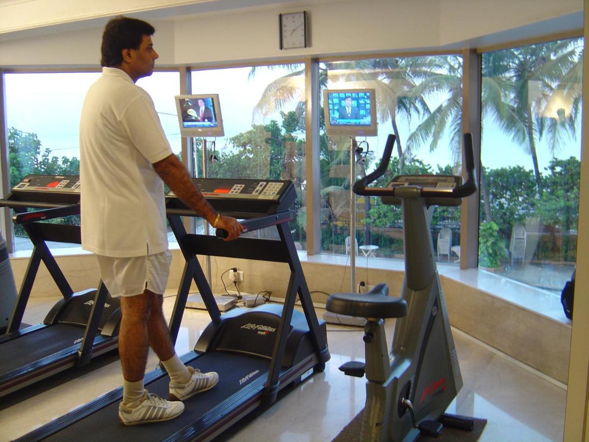 Ramada Plaza By Wyndham Palm Grove Hotel Mumbai Bagian luar foto